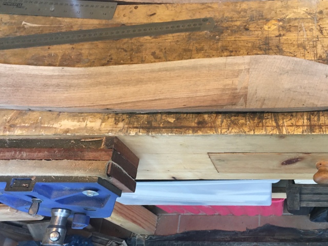 Come squadrare una tavola di legno grezzo / How to square a board